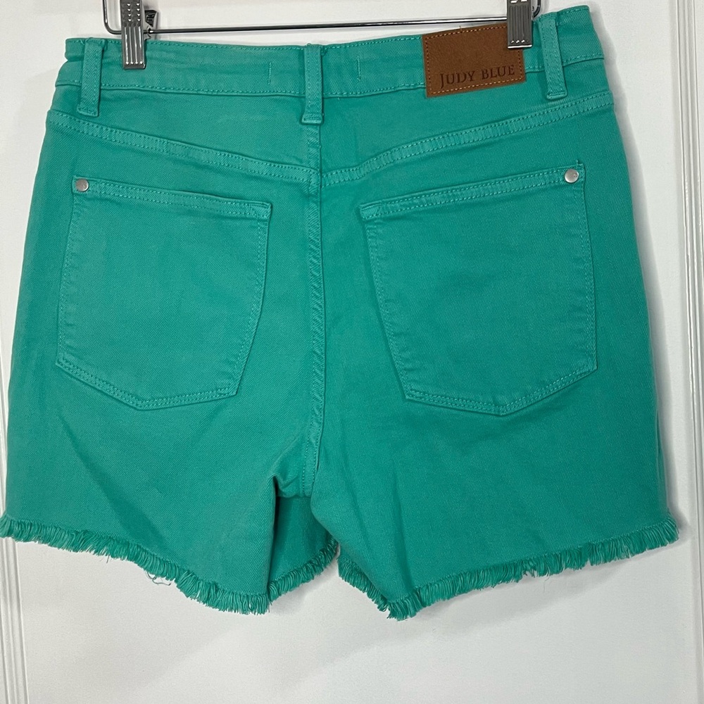 Judy Blue Summer Lovin Mid Rise Shorts - Picture 6 of 12